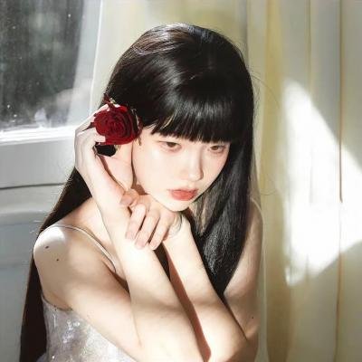 山顶上的钟声 海报