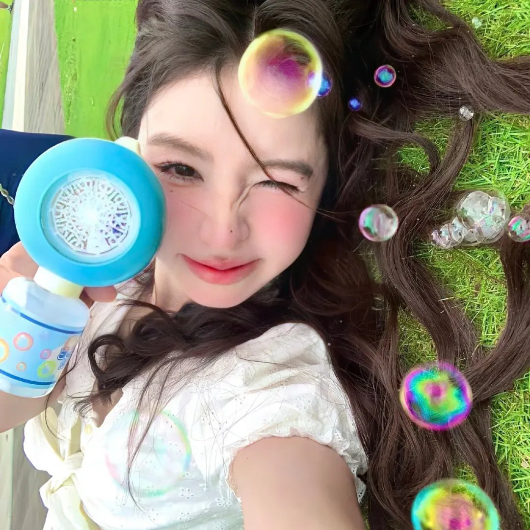茱莉娅的眼睛 海报